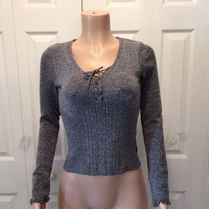 Unionbay Juniors Heather Black Lace Up Pullover Sweater Size Medium